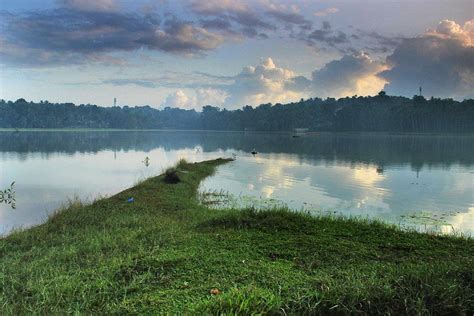 Vellayani Lake